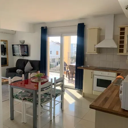 Waterside - Two Bedroom Ampuriabrava