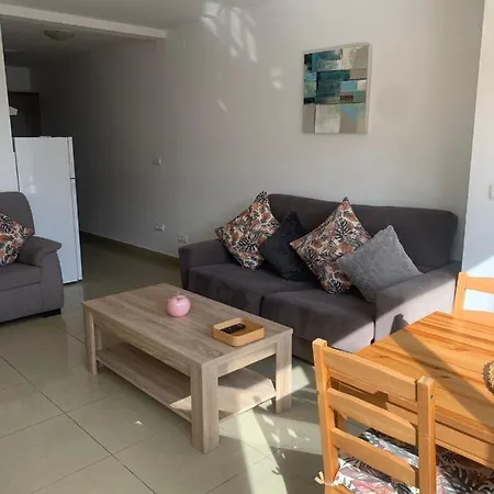 Waterside - Two Bedroom Apartmán Empuriabrava