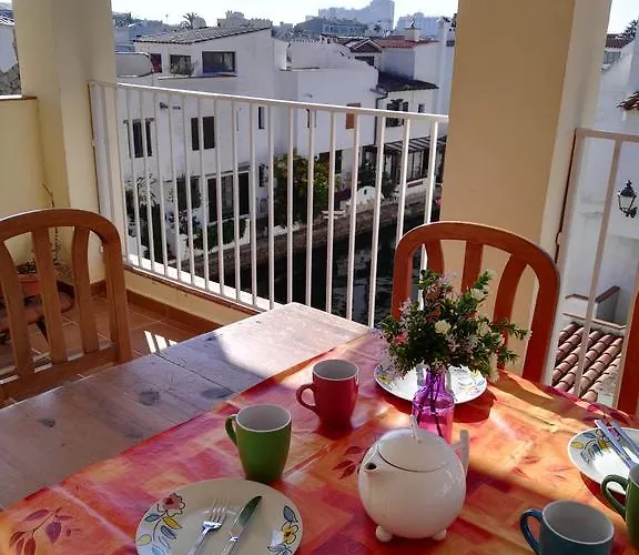 Waterside - Two Bedroom * Empuriabrava