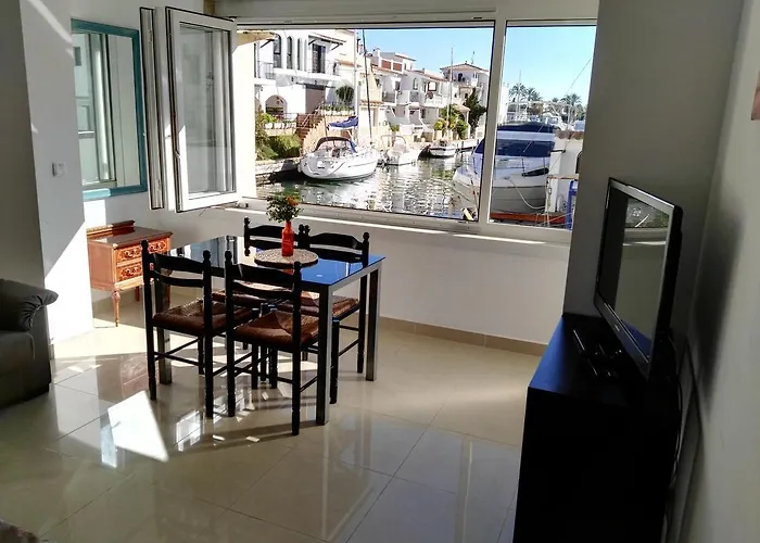 Waterside - Two Bedroom * Empuriabrava